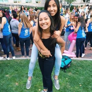 Meet your Posher, Aliya